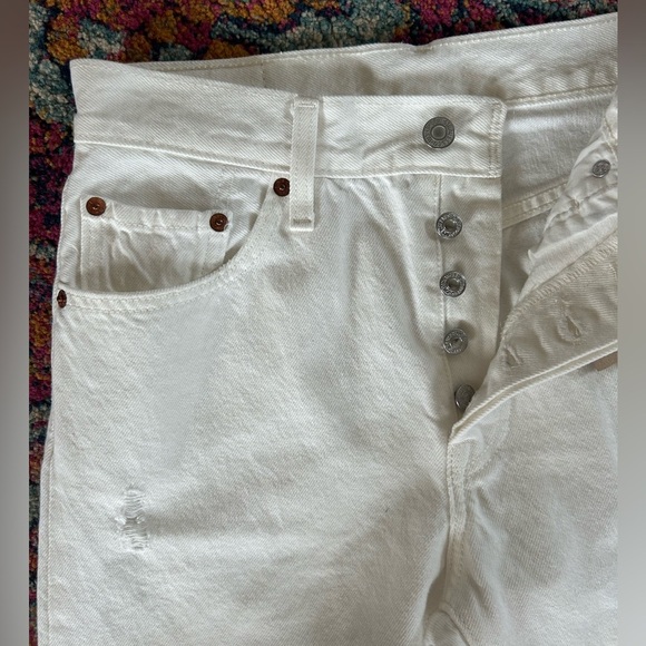 NWT Levi’s | Women’s Original White 501 Buttonfly Distressed High Rise Jeans, 26 - Picture 9 of 16